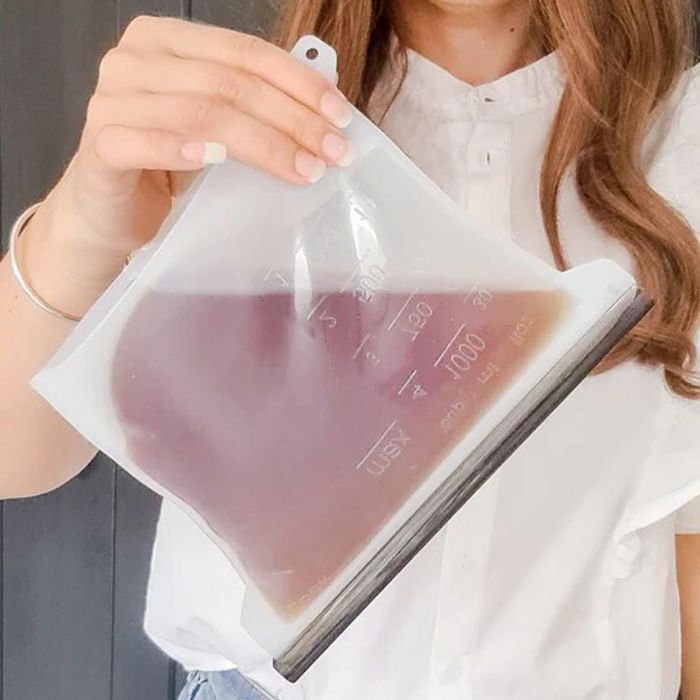 Ziplock silicone store